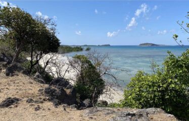 Wonderful Beachfront in Rote Island