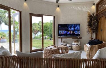 Beachfront Villa at Rote Island